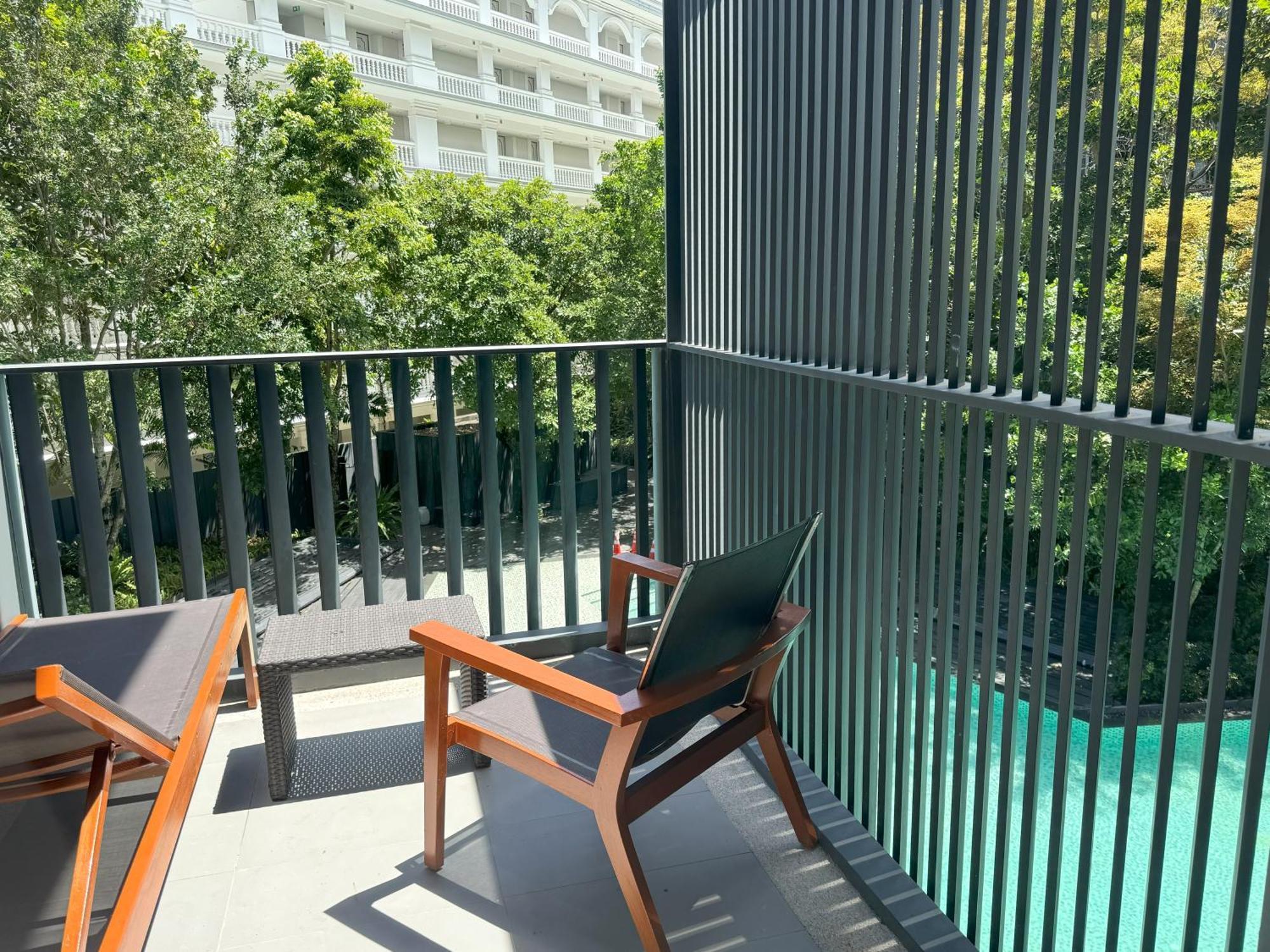 The Deck Condominium By Lofty Patong Luaran gambar