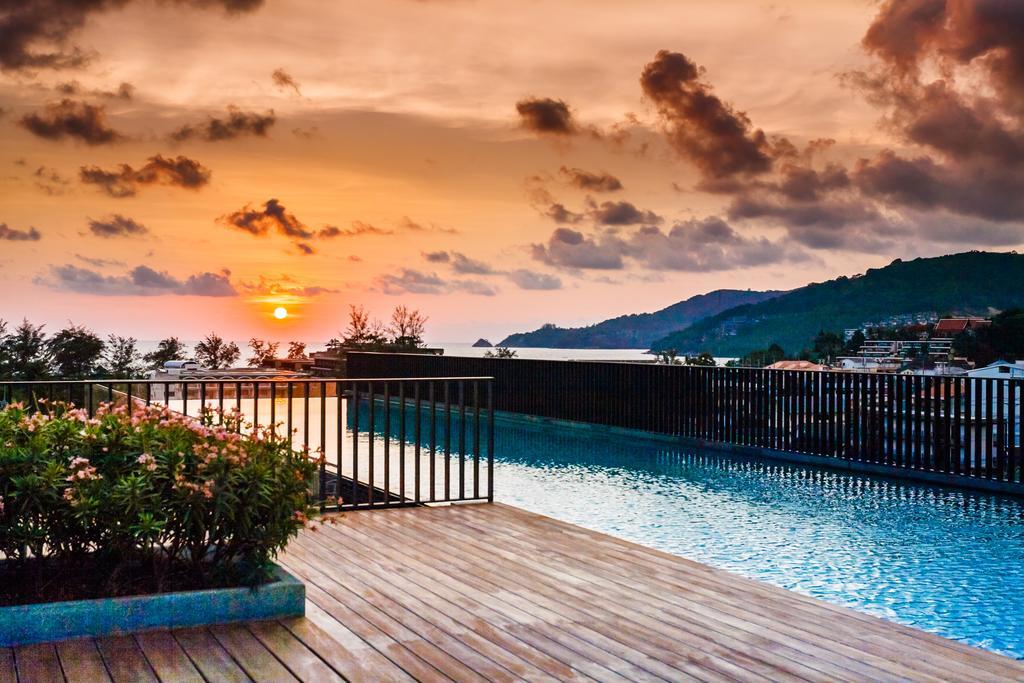 The Deck Condominium By Lofty Patong Luaran gambar