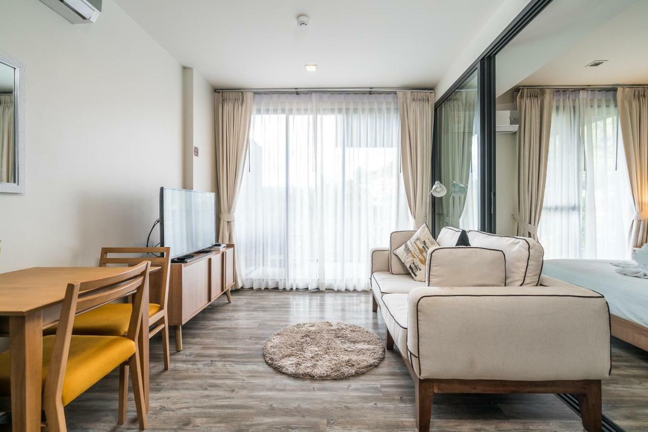 The Deck Condominium By Lofty Patong Luaran gambar